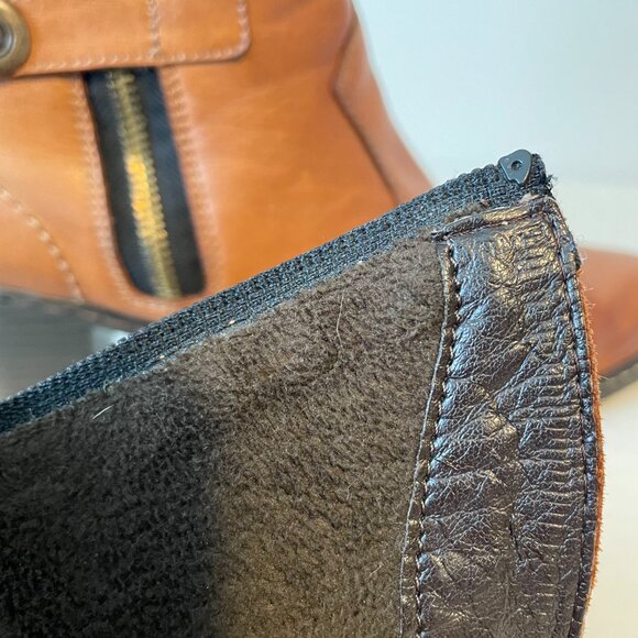 Rieker - Western-style Tan Leather Ankle Boots - Picture 9 of 9